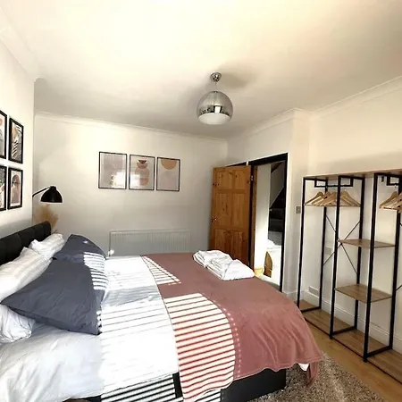 Сasa de vacaciones Cosy House