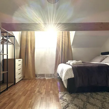 Cosy House * לידס