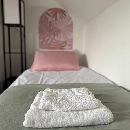 Cosy House * לידס