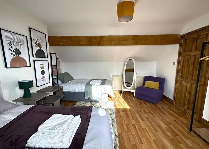 Cosy House * לידס