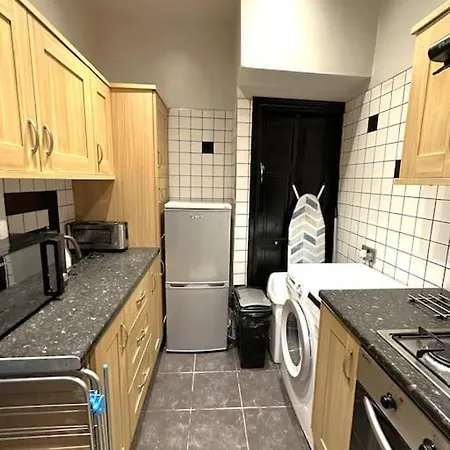 Cosy House Leeds (West Yorkshire)